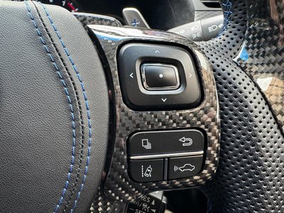 2016 Lexus GS F photo 27