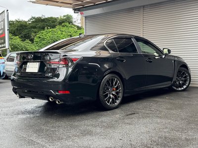 2016 Lexus GS F photo 9