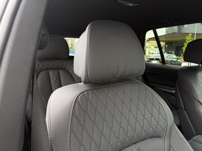 صورة 8 لـ 2023 BMW X5