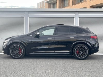 2026 Mercedes-BENZ EQE AMG 照片 6
