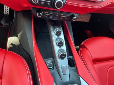 صورة 39 لـ 2018 Ferrari PORTOFINO