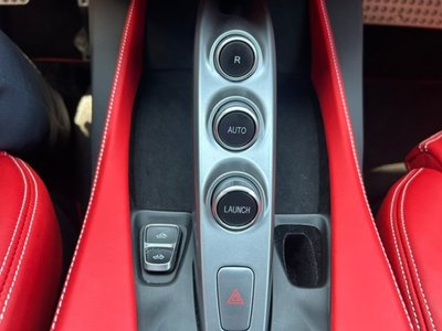 صورة 43 لـ 2018 Ferrari PORTOFINO