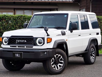 2024 Toyota LAND CRUISER 70 photo 1
