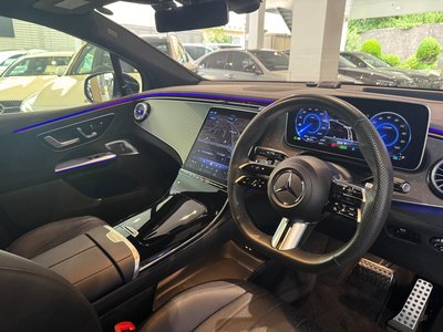 2024 Mercedes-BENZ EQE photo 6
