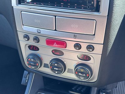 صورة 37 لـ 2006 ALFA Romeo ALPHA 147