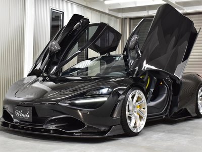 2023 Mclaren 720S photo 1