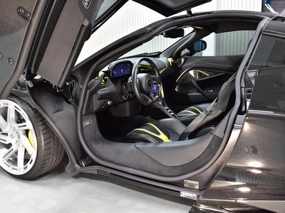 2023 Mclaren 720S thumbnail 30