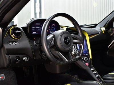 2023 Mclaren 720S thumbnail 33