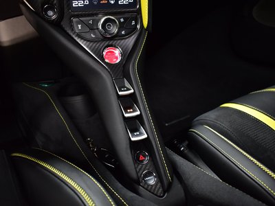 2023 Mclaren 720S thumbnail 38