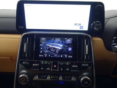 2024 Lexus LX photo 8