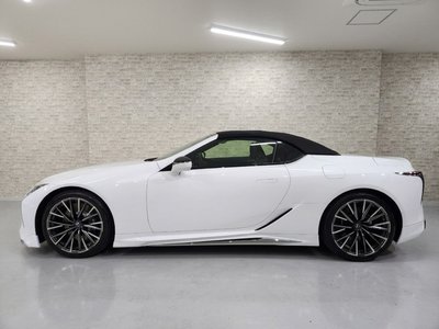 2026 Lexus LC CONVERTIBLE photo 13