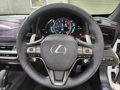 2026 Lexus LC CONVERTIBLE thumbnail 31