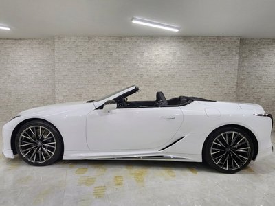 2026 Lexus LC CONVERTIBLE photo 12