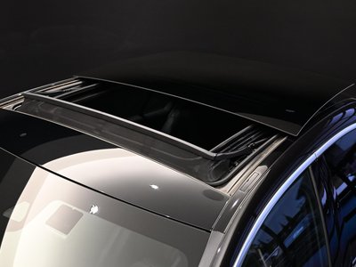 2024 Mercedes-BENZ C-CLASS AMG photo 9