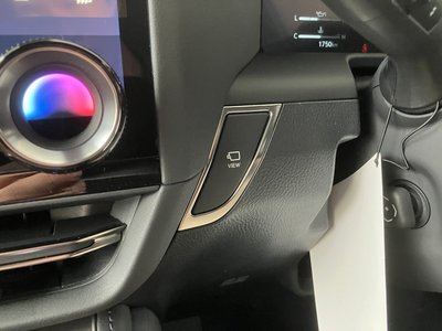 صورة 50 لـ 2025 Lexus GX