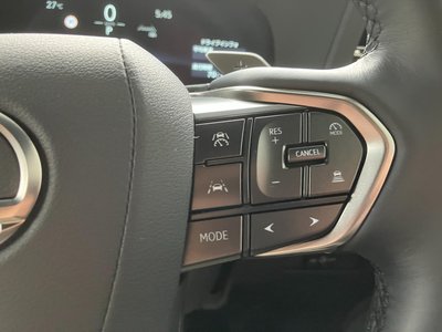 صورة 30 لـ 2025 Lexus GX