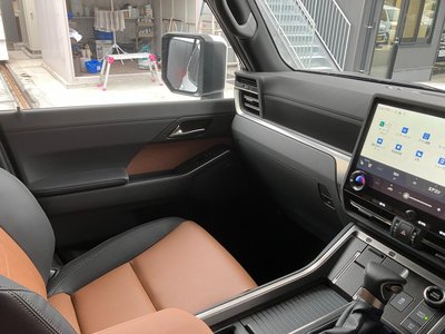 صورة 53 لـ 2025 Lexus GX
