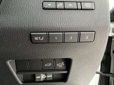 صورة 25 لـ 2025 Lexus GX