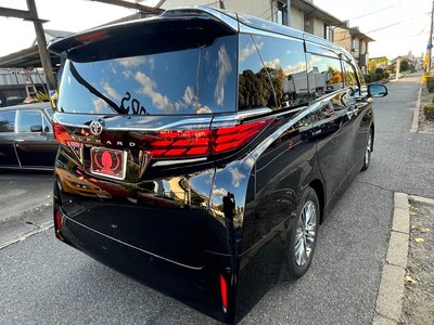 2025 Toyota ALPHARD — фото 7