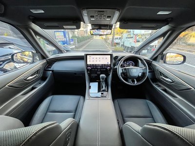 2025 Toyota ALPHARD — фото 18