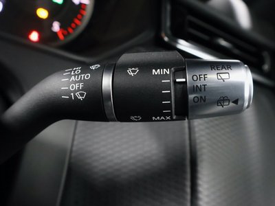 2022 LAND Rover RANGE ROVER VELAR thumbnail 18