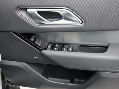 2022 LAND Rover RANGE ROVER VELAR thumbnail 33