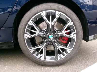 2026 BMW 1 SERIES photo 13