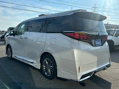 2025 Toyota ALPHARD 缩略图 18