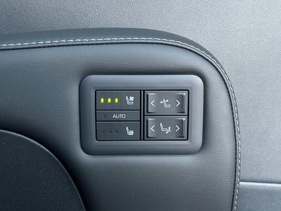 2025 Toyota ALPHARD 缩略图 68