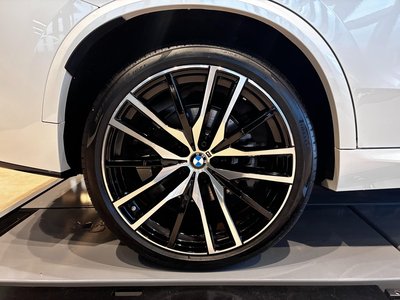 2025 BMW X5 photo 10