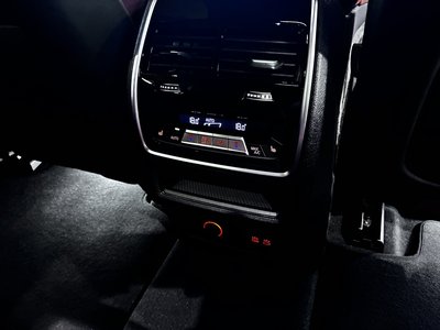 2025 BMW X5 thumbnail 25