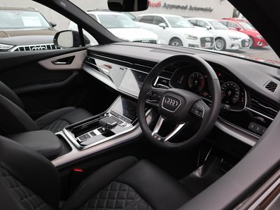 2024 AUDI Q7 — миниатюра 11