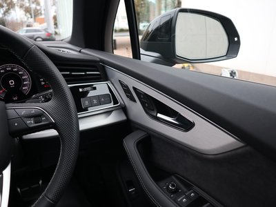 2024 AUDI Q7 — миниатюра 12