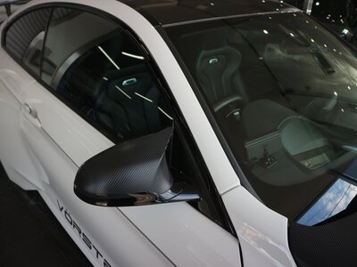 صورة 15 لـ 2014 BMW M4 COUPE