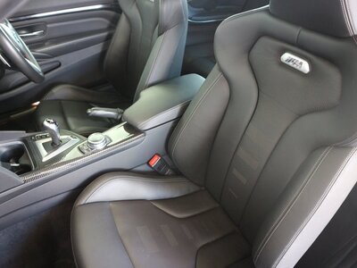 صورة 22 لـ 2014 BMW M4 COUPE