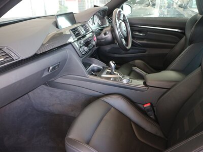 صورة 3 لـ 2014 BMW M4 COUPE
