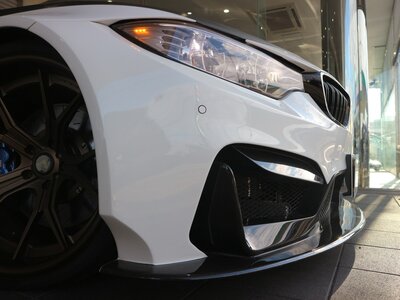 صورة 9 لـ 2014 BMW M4 COUPE