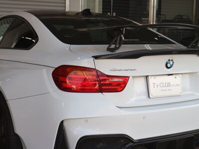 صورة 44 لـ 2014 BMW M4 COUPE
