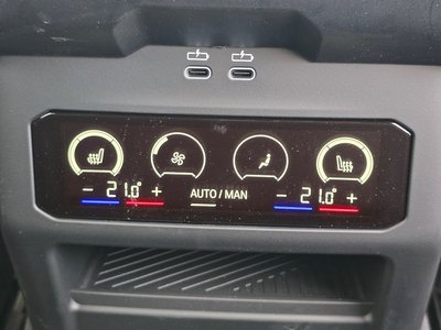 2024 BMW I5 TOURING thumbnail 28