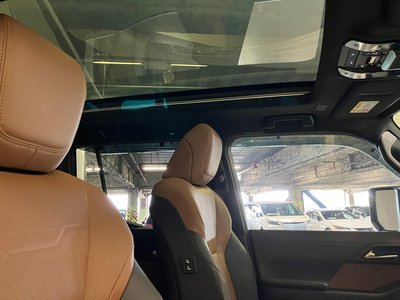 2025 Lexus GX thumbnail 5