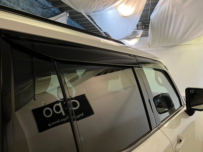 2025 Lexus GX thumbnail 13