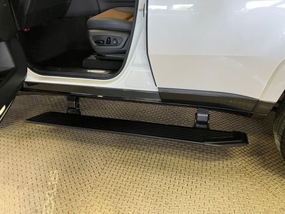 2025 Lexus GX thumbnail 14