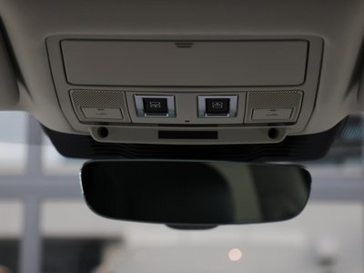 2025 LAND Rover DISCOVERY thumbnail 86