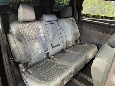 2025 Toyota ALPHARD — фото 11
