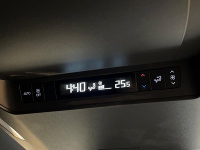 2025 Toyota ALPHARD — фото 63