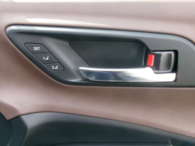 2023 Toyota CROWN CROSSOVER — фото 55