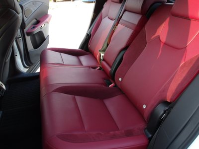 2025 Lexus RX thumbnail 36