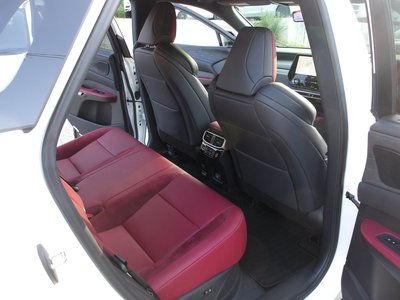 2025 Lexus RX thumbnail 26