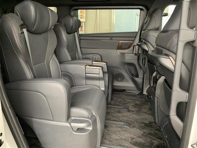 2023 Toyota ALPHARD — фото 15