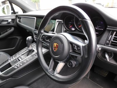 صورة مصغرة 5 لـ 2021 Porsche MACAN